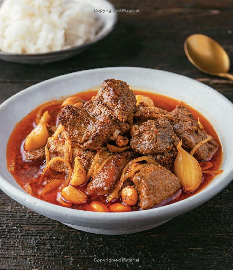 101 Thai Dishes You Need to Cook Before You Die: The Essential Recipes, Techniques and Ingredients of Thailand Spiral Bound