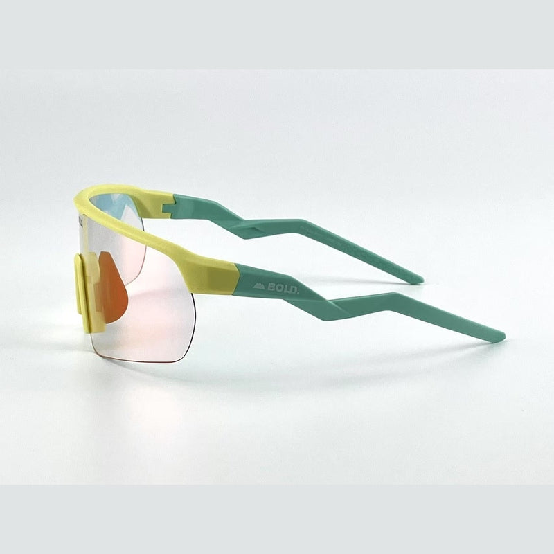 BOLD Flash Photochromic Sunglasses – MTB, Ski & Lifestyle Eyewear