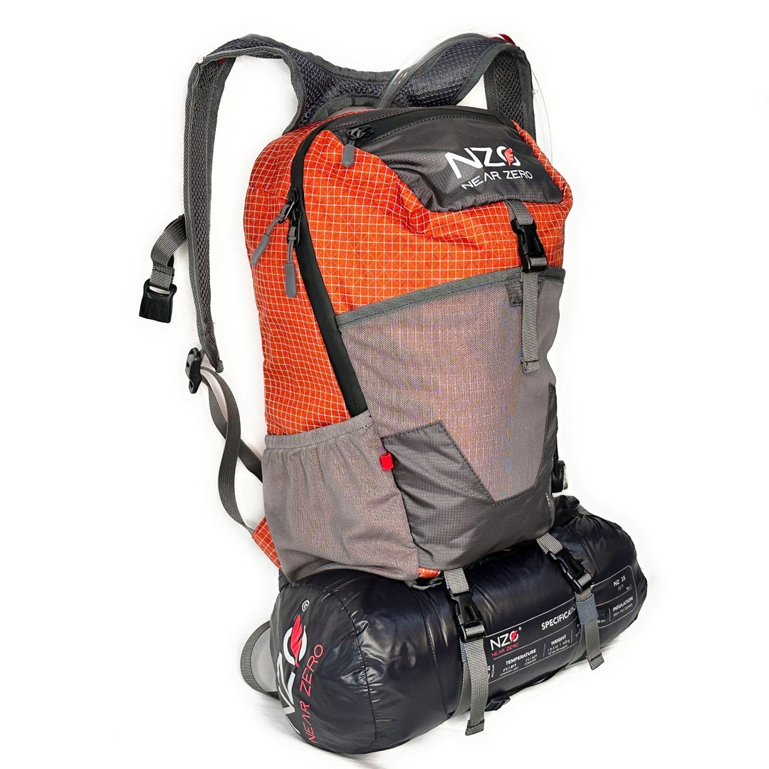 Near Zero Outdoor Gear Little Dean - 20L Hiking Backpack