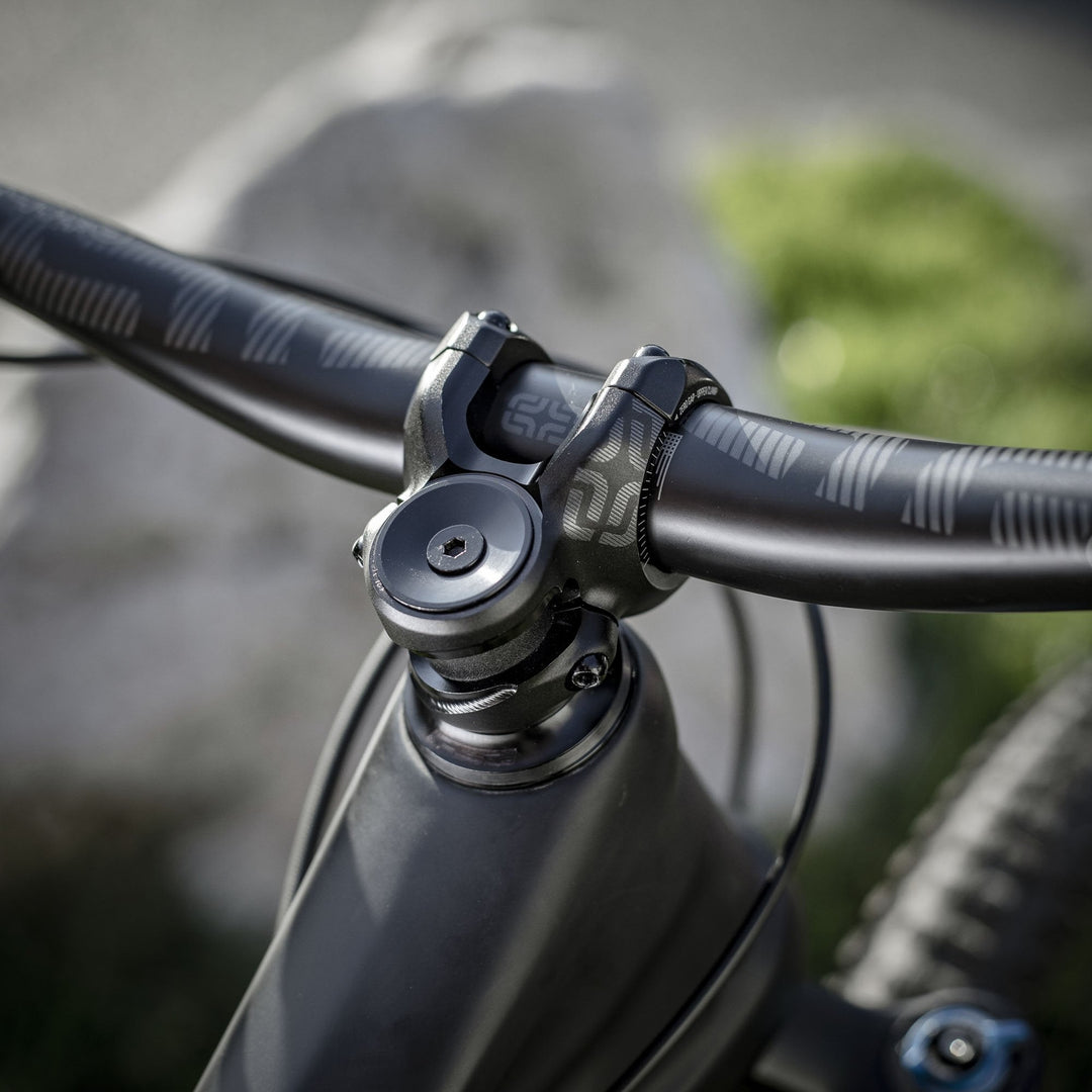 e*thirteen Race Carbon Handlebar