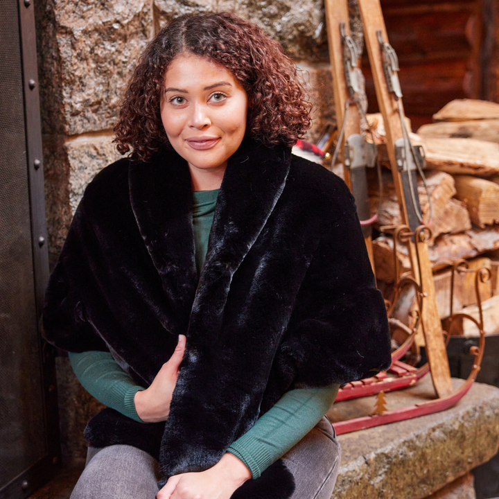 Pretty Rugged Gear Collins Capelet