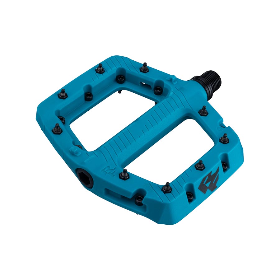 Small, Platform Pedals, Body: Nylon, Spindle: Cr-Mo, 9/16'', Turquoise, Pair