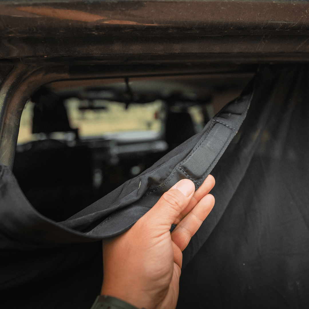 Luno® 4Runner Trunk Window Screen