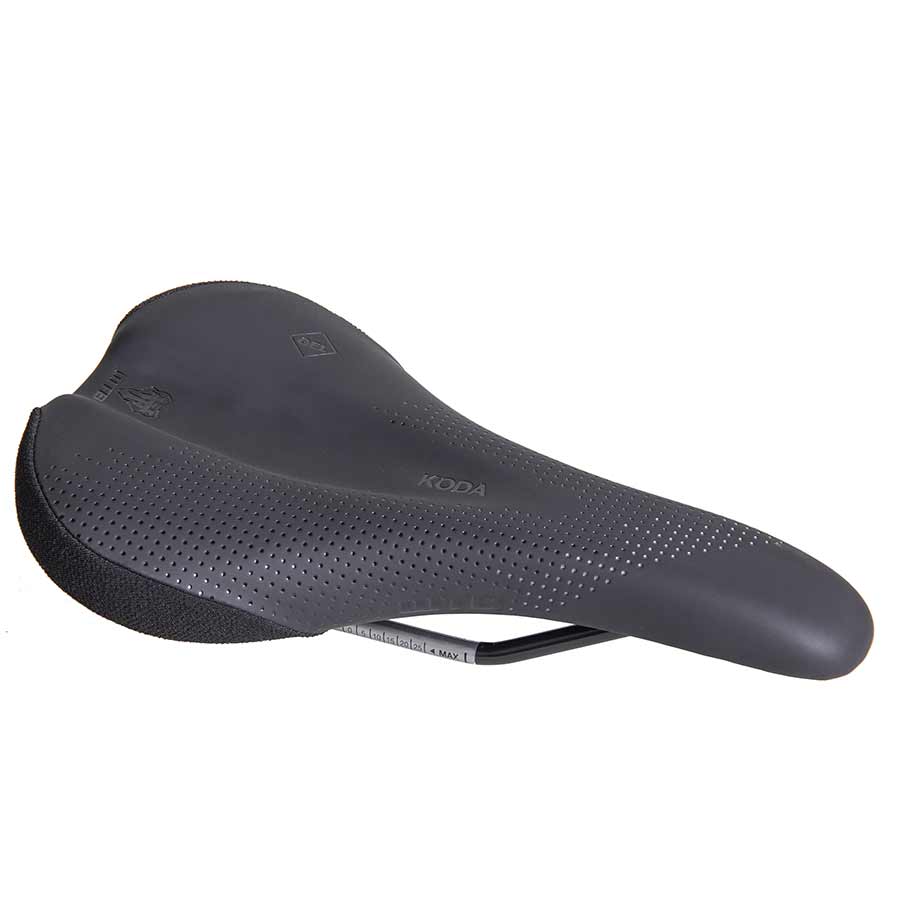 Medium, Saddle, 255 x 145mm, Unisex, 306g, Black