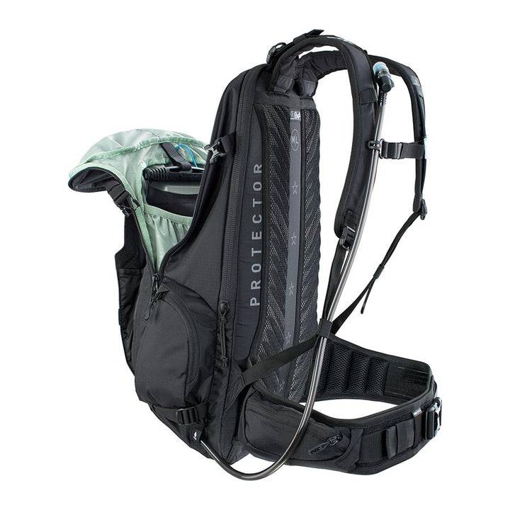 EVOC FR Trail E-Ride backpack