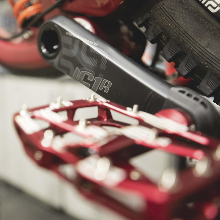 e*thirteen LG1 Race Carbon Cranks - Gen4