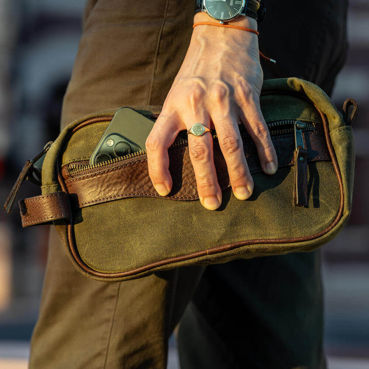 Campaign Waxed Canvas Toiletry Shave Kit
