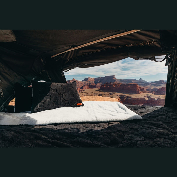 Freespirit Recreation Cloud Comforter & Pillow Case Set