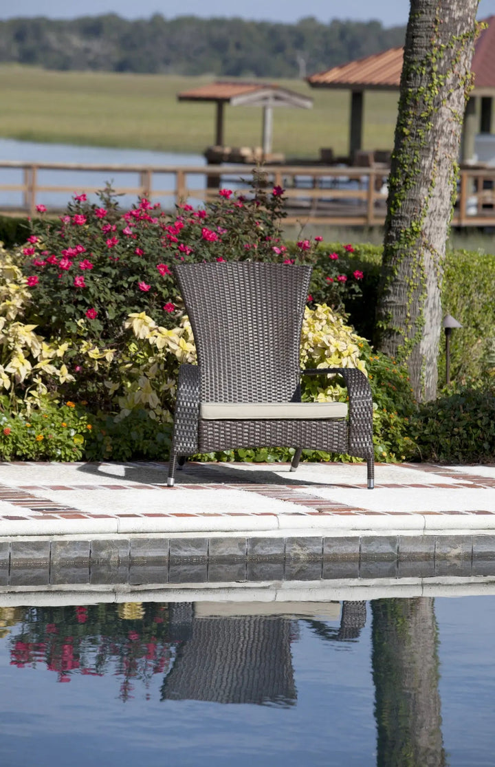 Coconino Wicker Chair - Durable & Lightweight Outdoor Seating