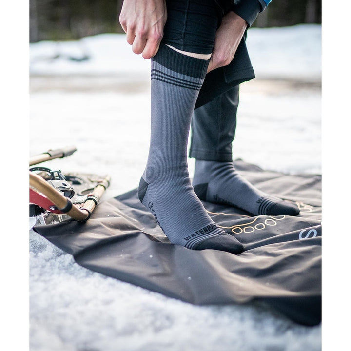 Showers Pass Cross Point Waterproof Socks: Classic Wool