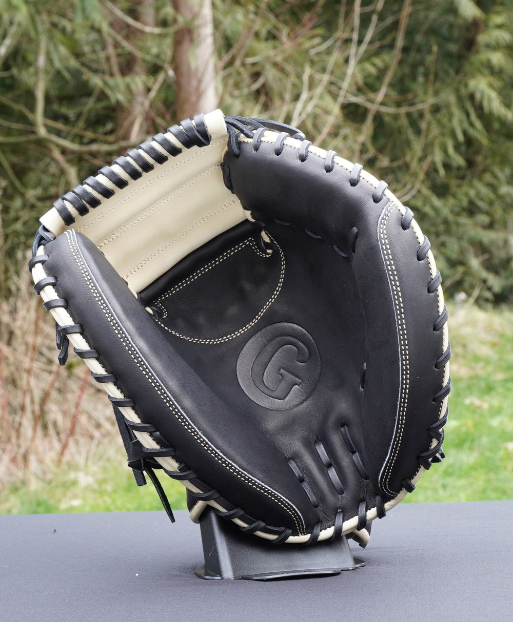 32.5" X-Closed Web Catchers Mitt Grace Glove