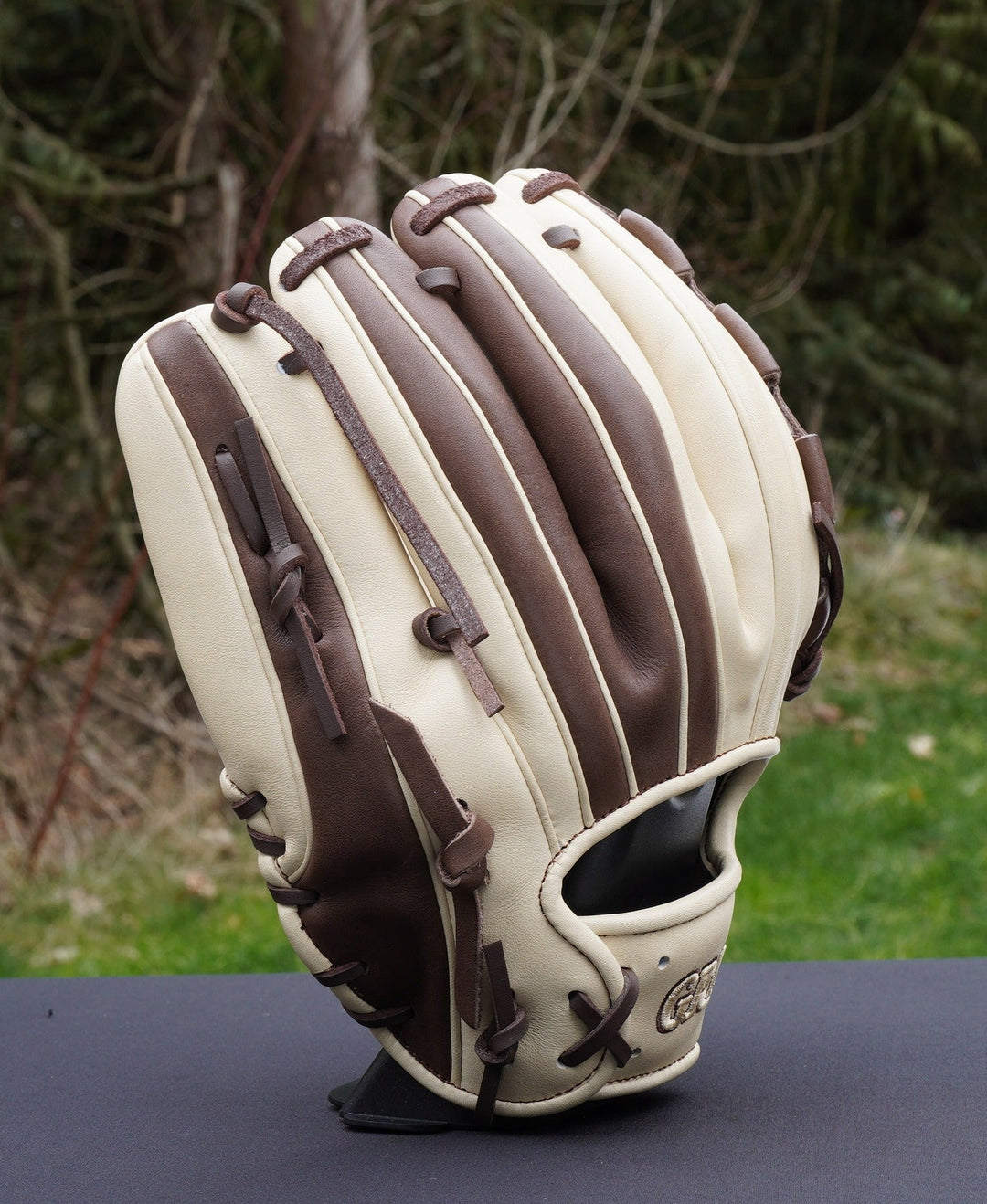 12" Closed Web Grace Glove - Professional Softball Glove