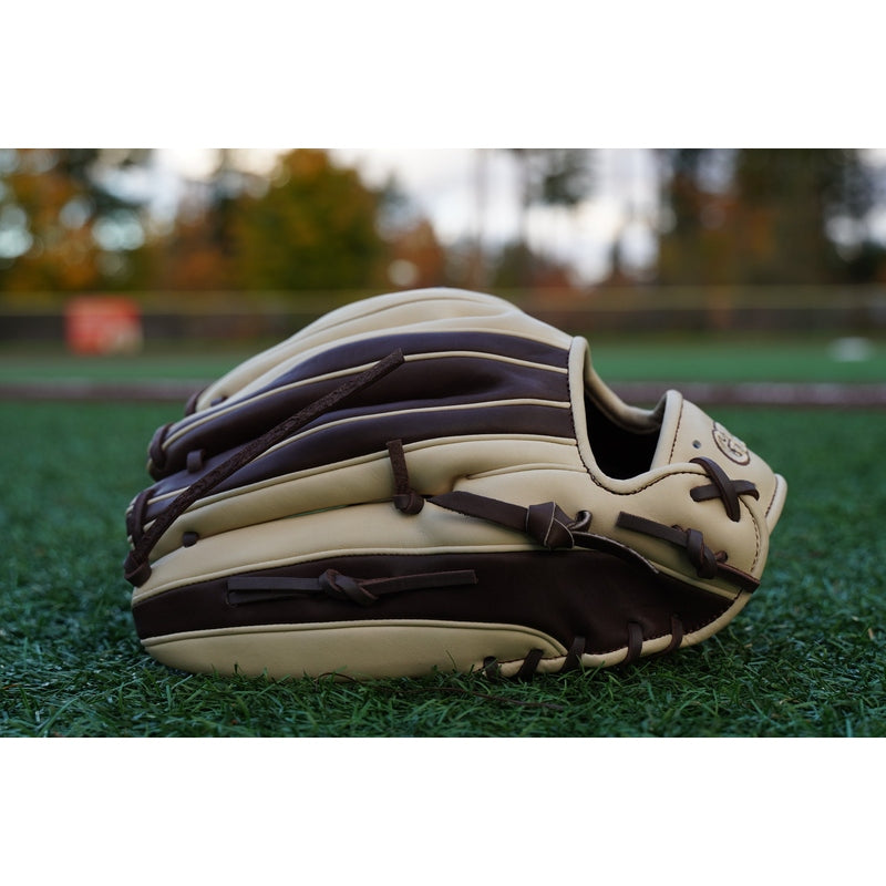 12.50" Outfield Closed Web Grace Glove - Professional Softball Glove