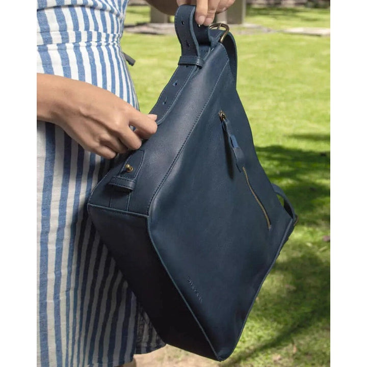 Ellington Leather Hobo w/ Zippered Pouch