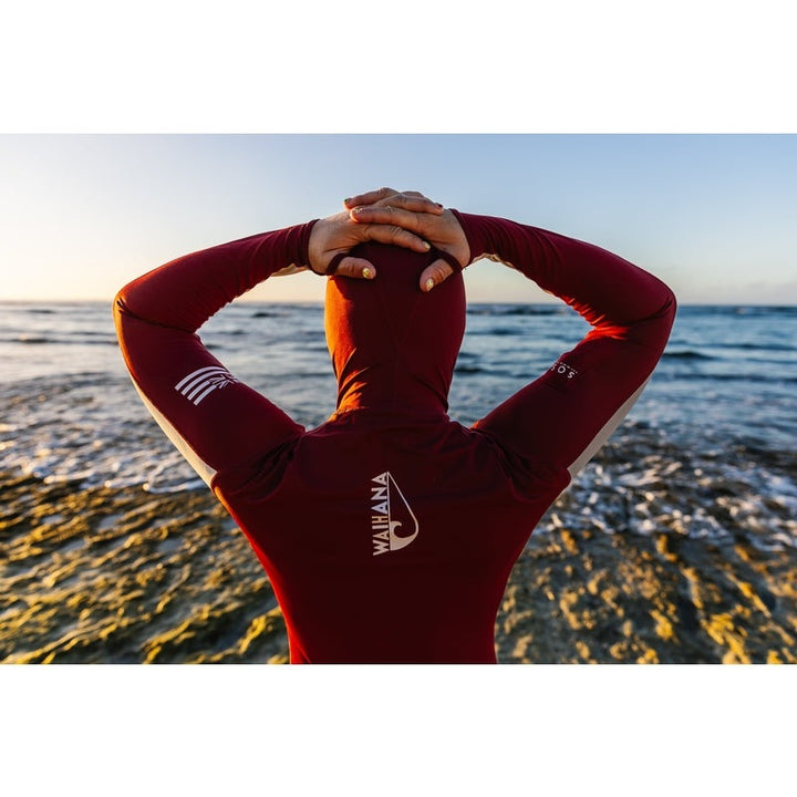 WAIHANA Maroon Carvico Hooded Surf Rash Guard