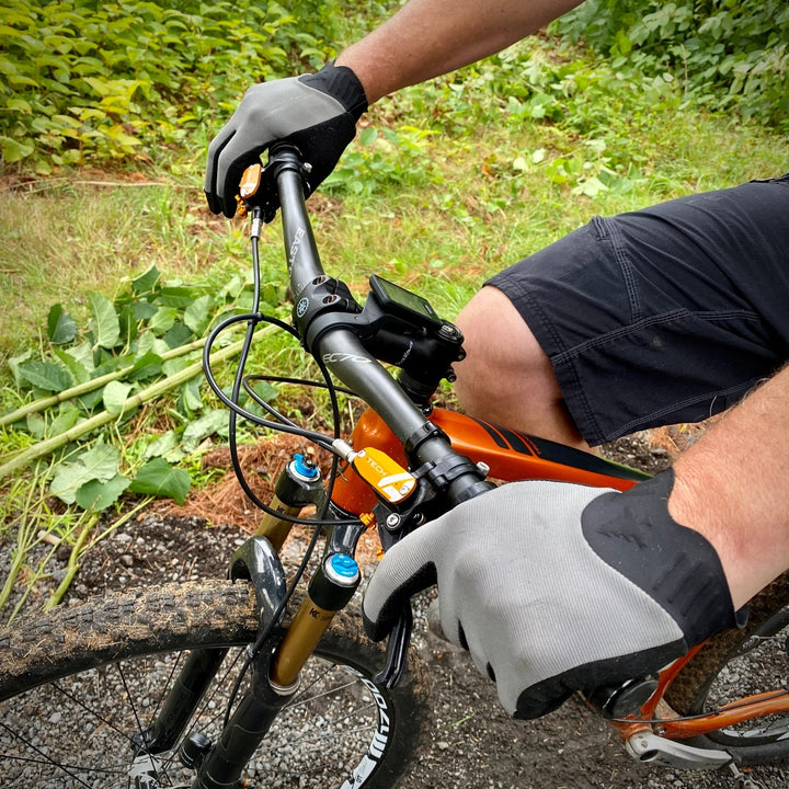 Solid Evo FT Gloves for Performance and Comfort