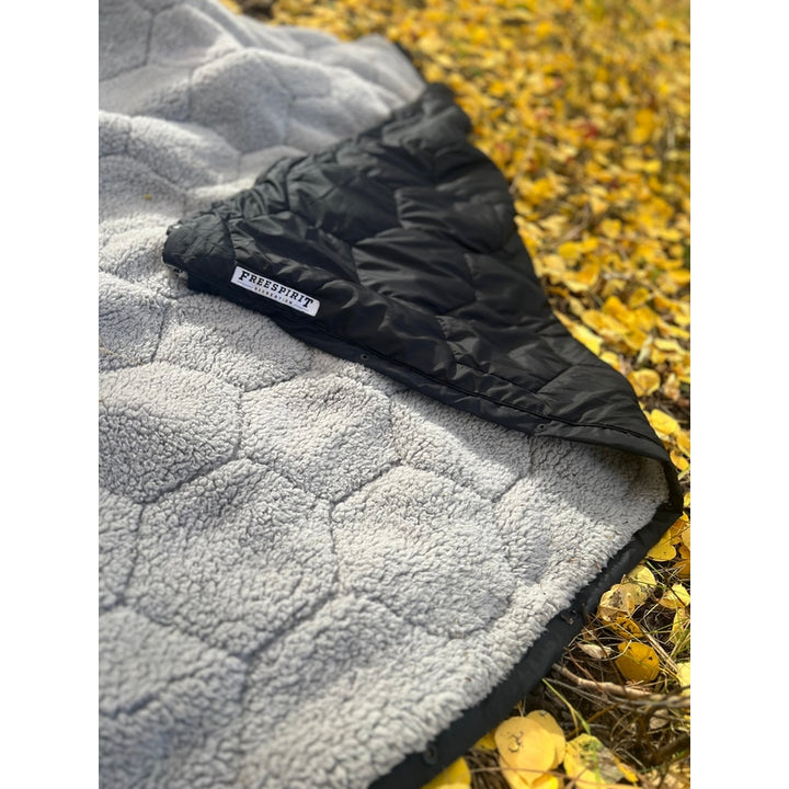 Freespirit Recreation Anywhere Poncho/Puff Blanket