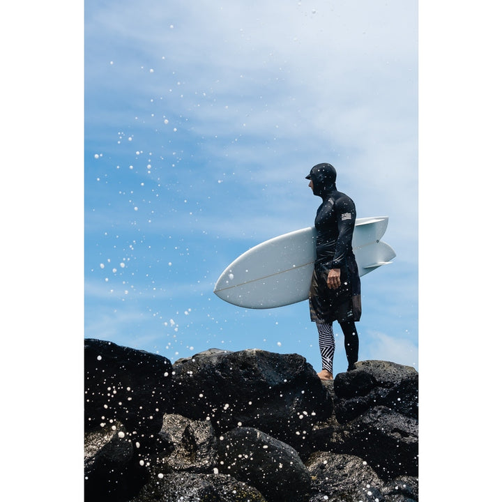 WAIHANA Black Carvico Hooded Surf Rashguard