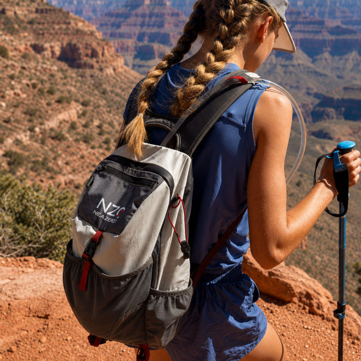Near Zero Outdoor Gear Little Dean - 20L Hiking Backpack