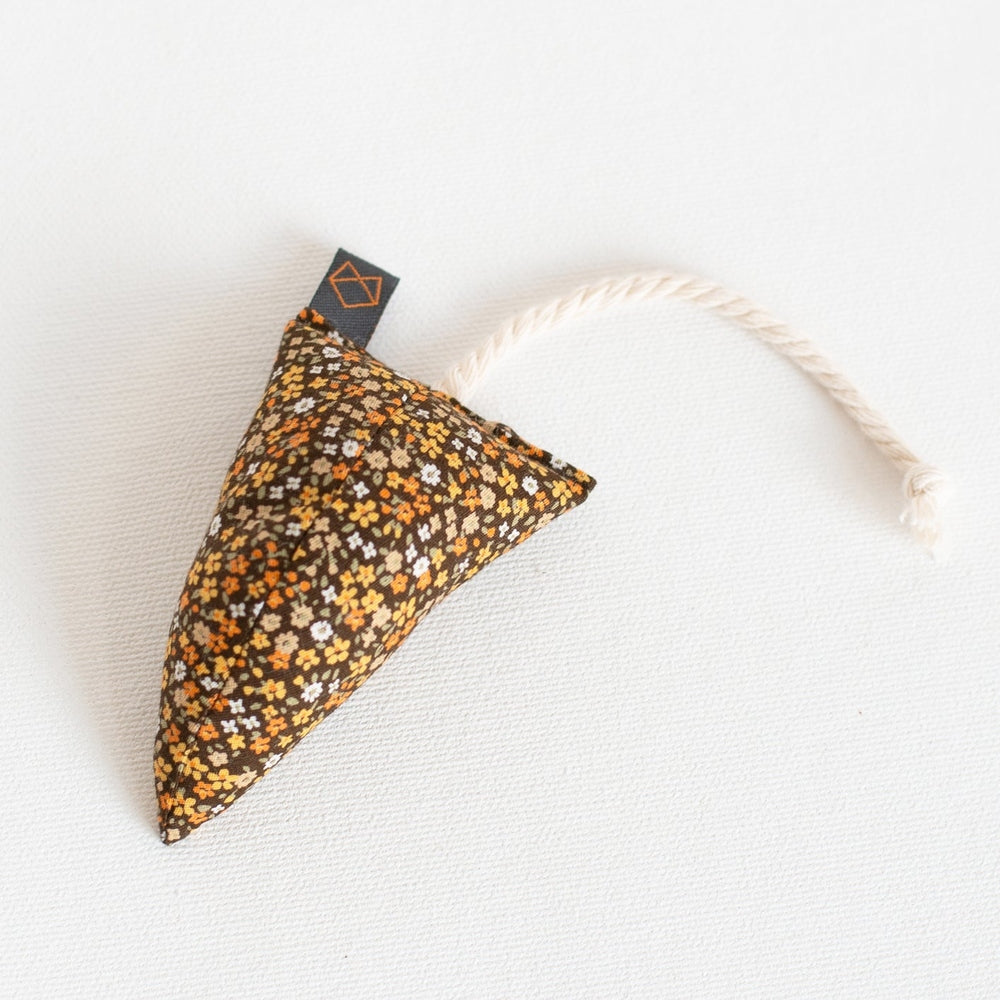 MODERN MOUSE - FLORAL