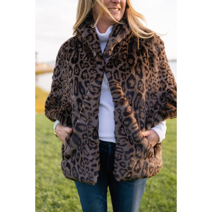 Pretty Rugged Gear Collins Capelet