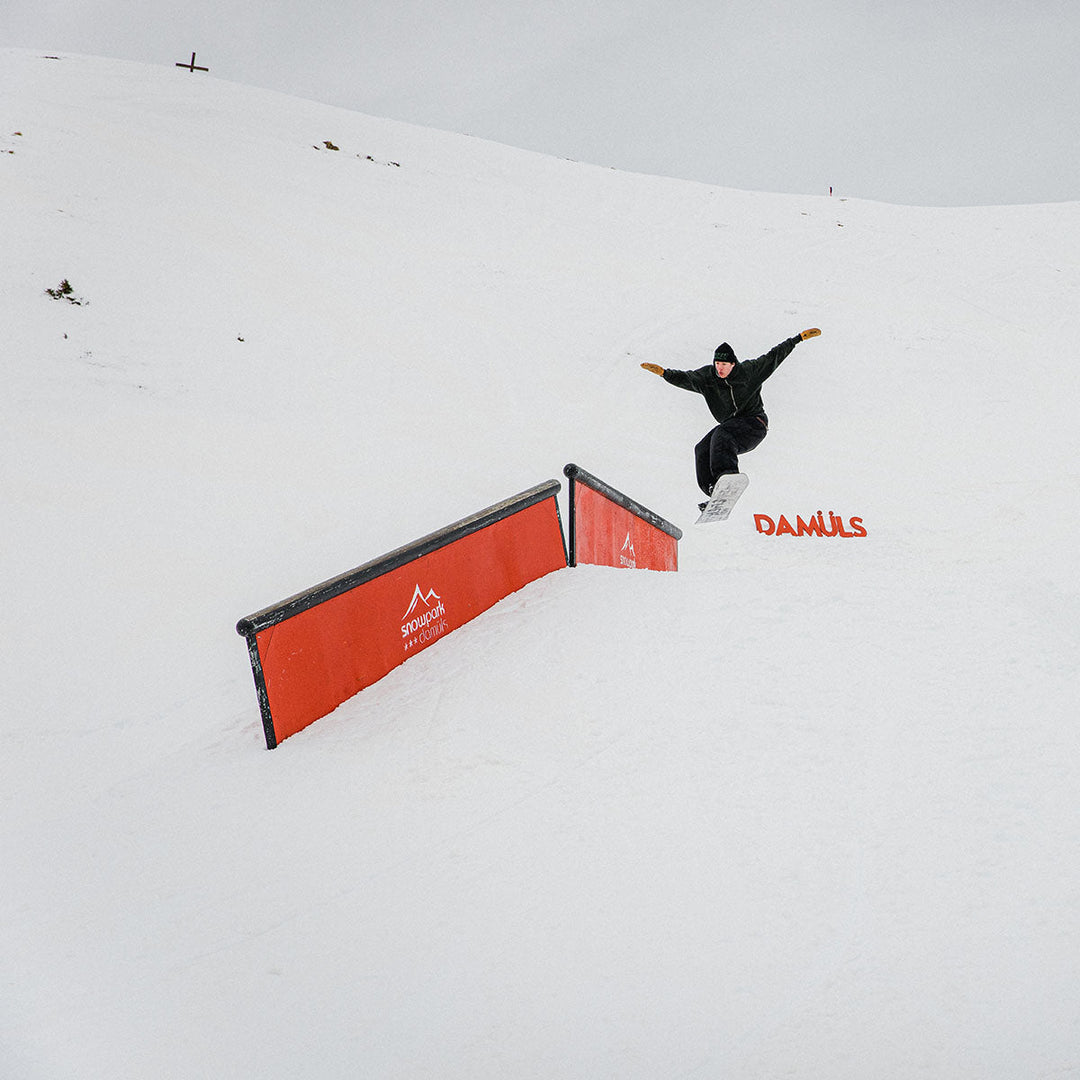 ATV All Mountain Snowboard by Slash - GiGi Design