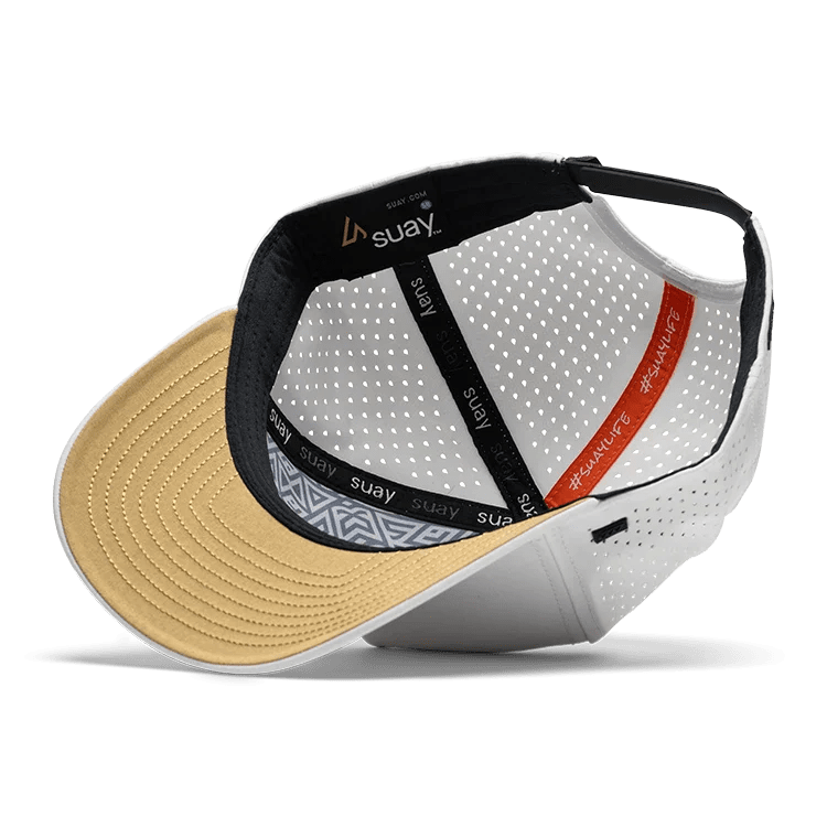 Suay Apex Hat - White / Black