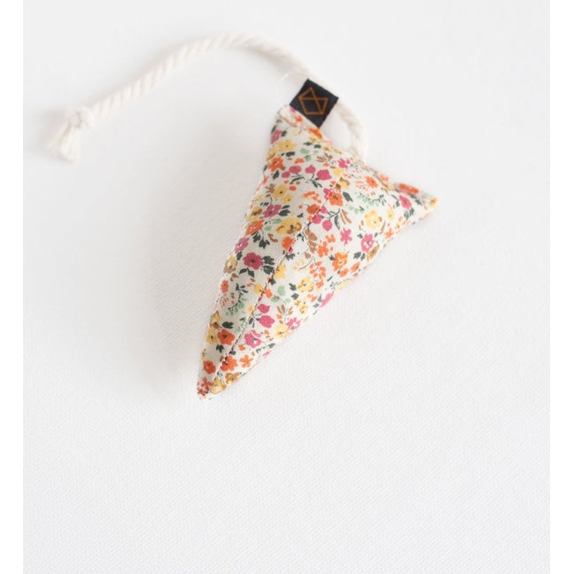 MODERN MOUSE - FLORAL