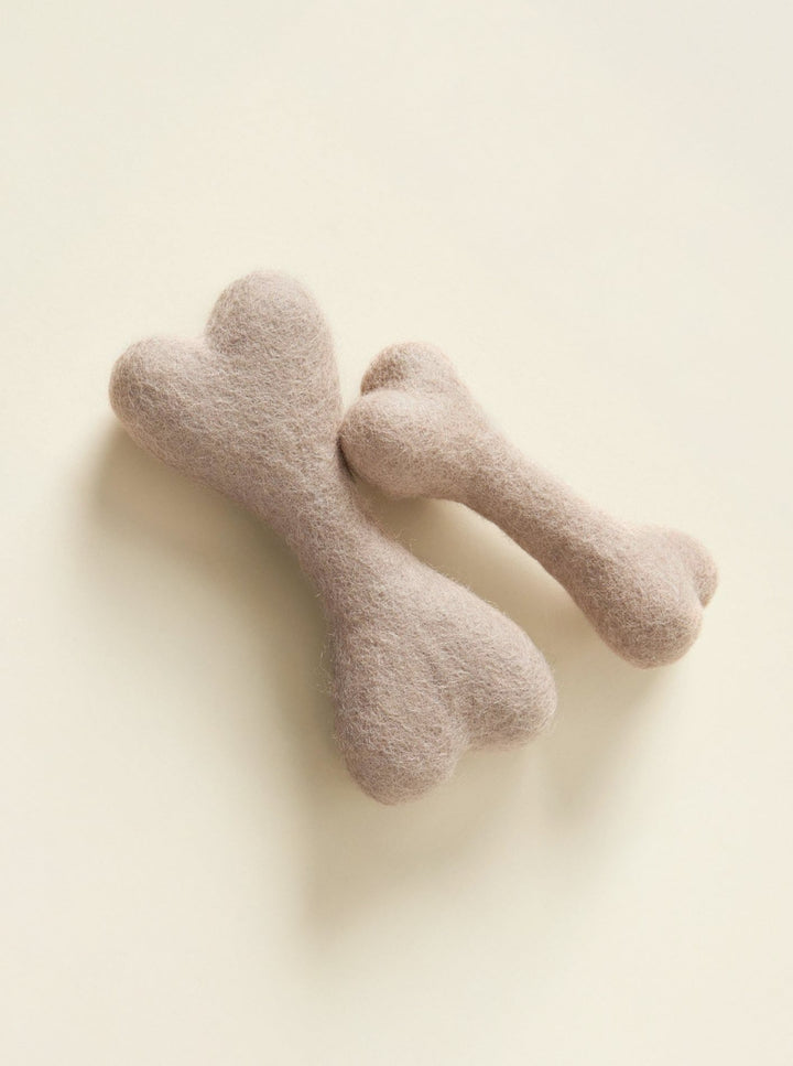 NEUTRAL WOOLBONE Eco-Friendly Wool Dog Toy