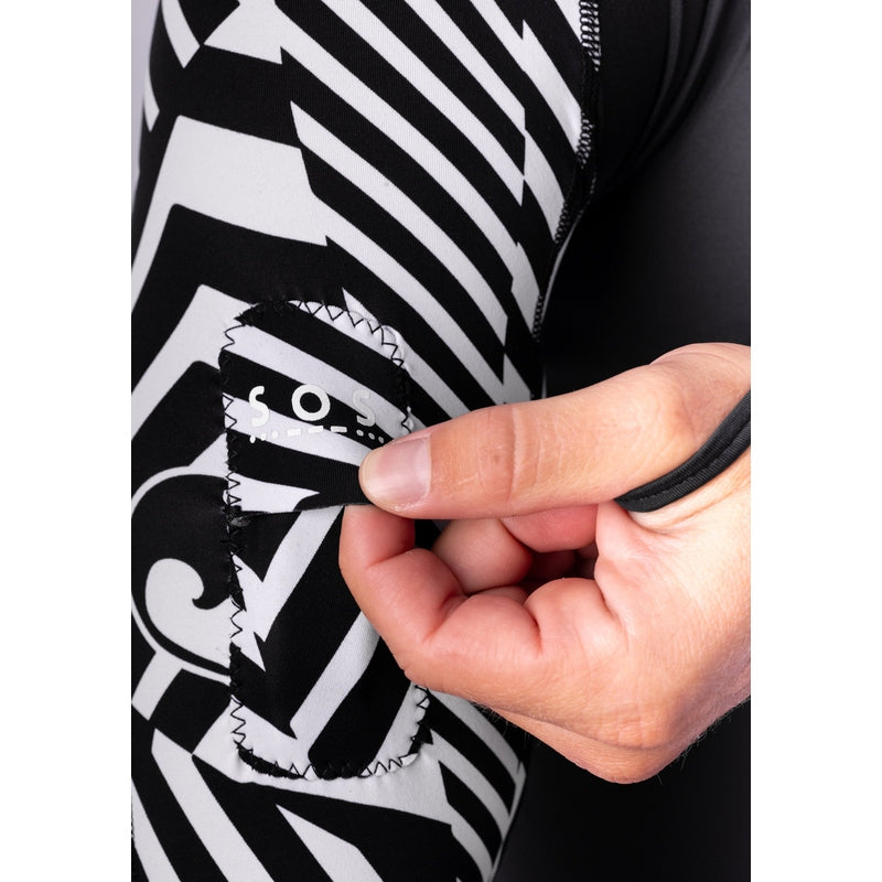 WAIHANA Black Carvico Hooded Surf Rashguard