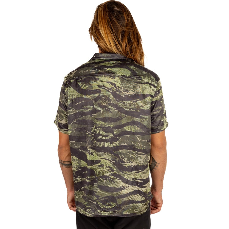 WAIHANA Unisex Tropicam Aloha Shirt