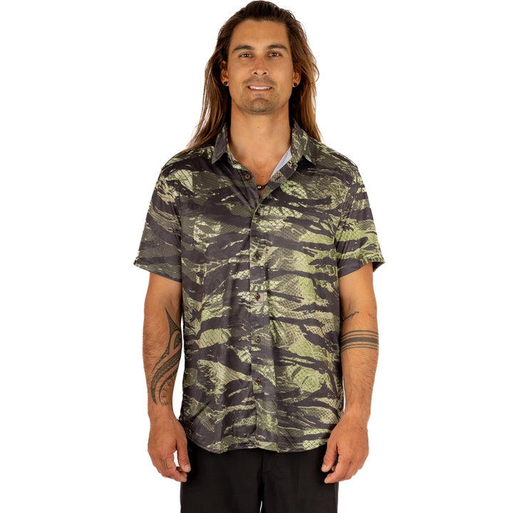 WAIHANA Unisex Tropicam Aloha Shirt