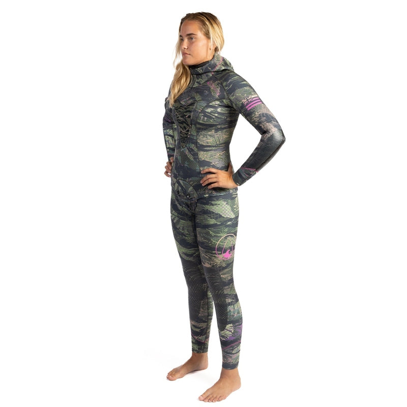 WAIHANA Women’s Tropicam Spearfishing 7.5mm Wetsuit