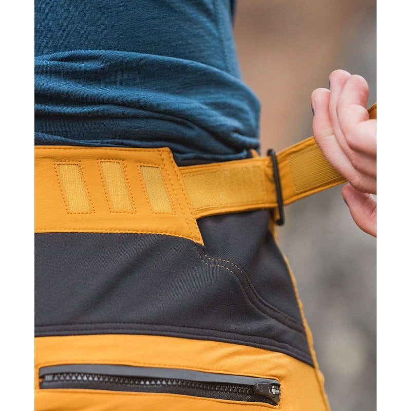 Showers Pass Women's Apex DWR 11" Shorts