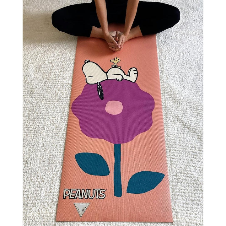 Yune Yoga Mat Peanuts Snoopy and Woodstock Tan Flower