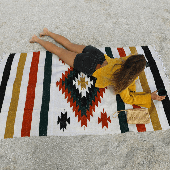 West Path White Fiesta Diamond Blanket
