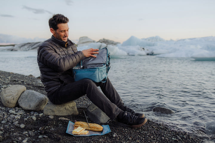 Picnic Time Tarana Lunch Bag Cooler with Utensils