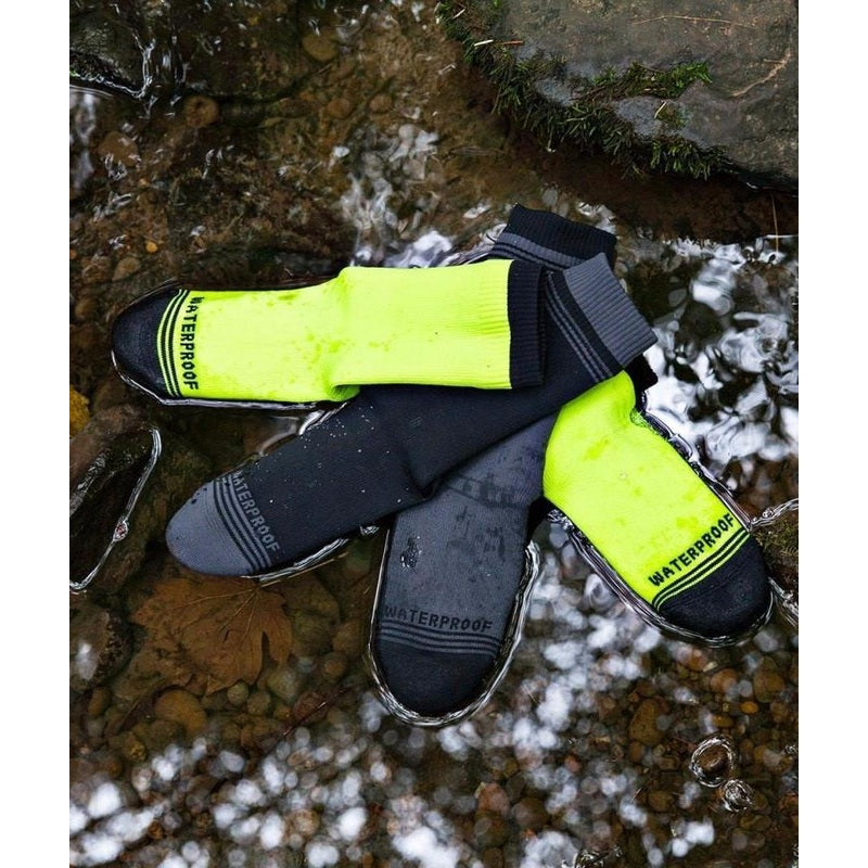 Showers Pass Cross Point Waterproof Socks: Classic Wool