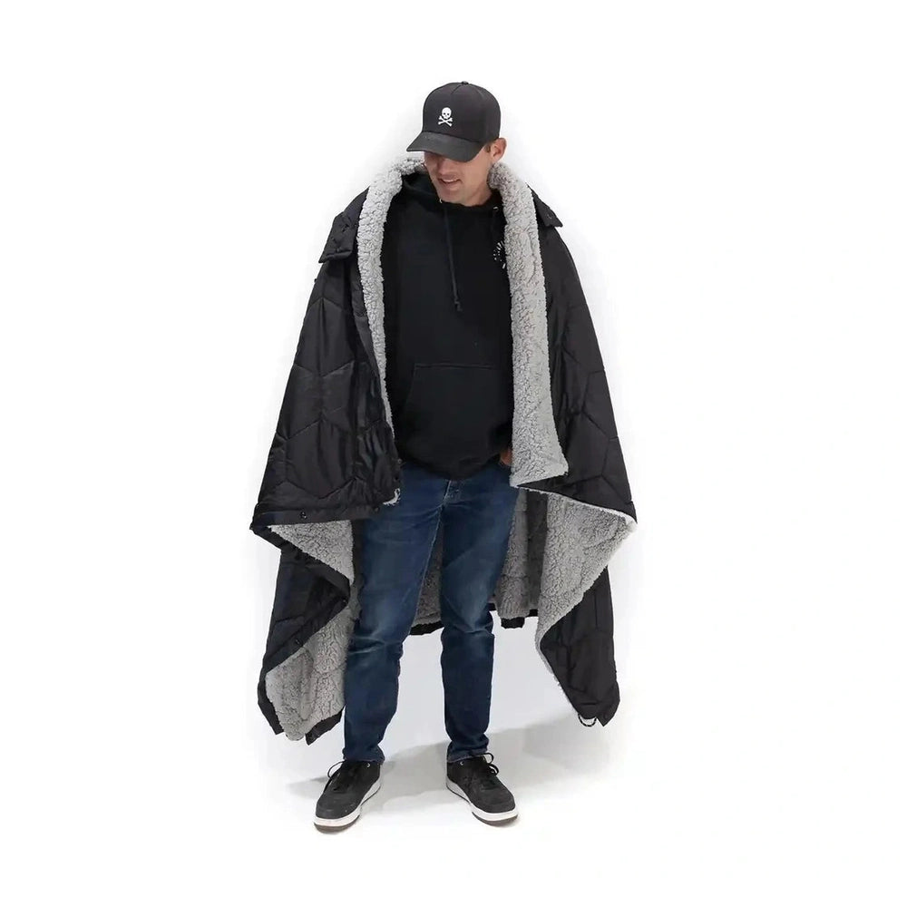 Freespirit Recreation Anywhere Poncho/Puff Blanket