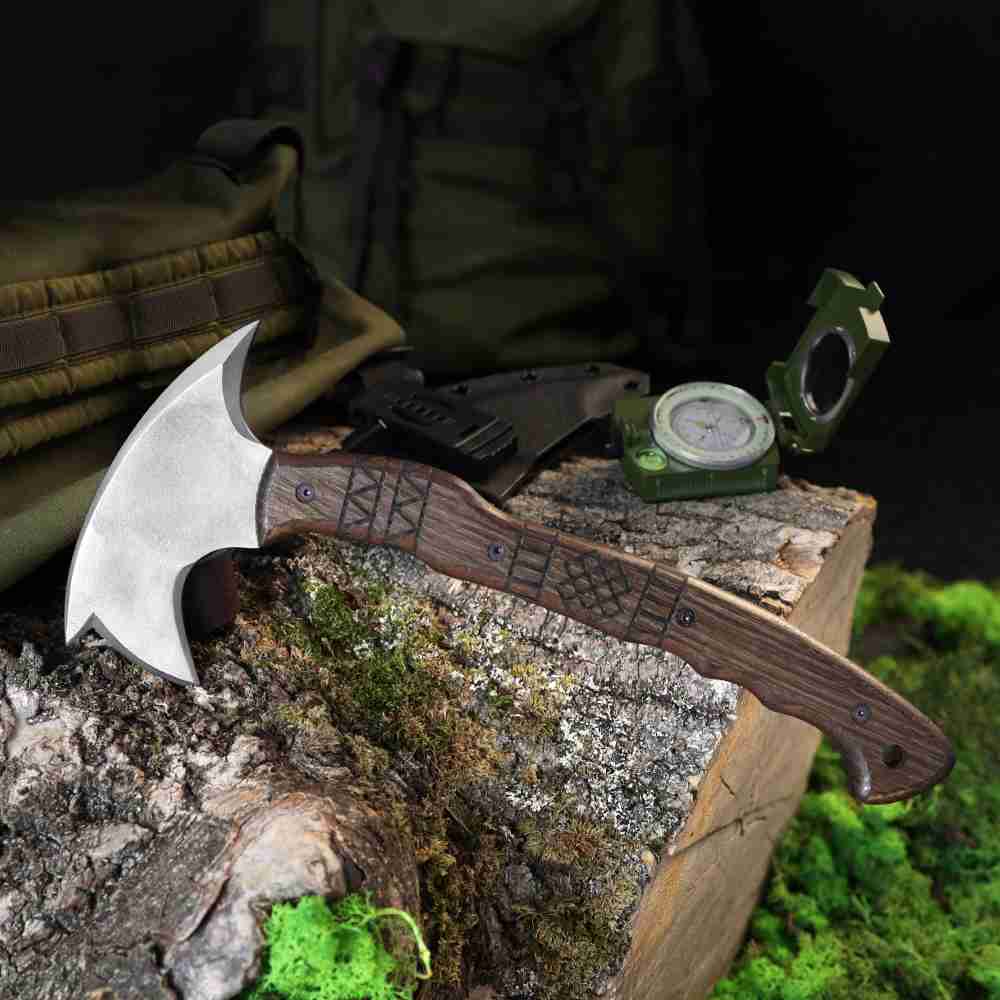 AncientSmithy Handcrafted tomahawk "Takoda" with tribal engraving