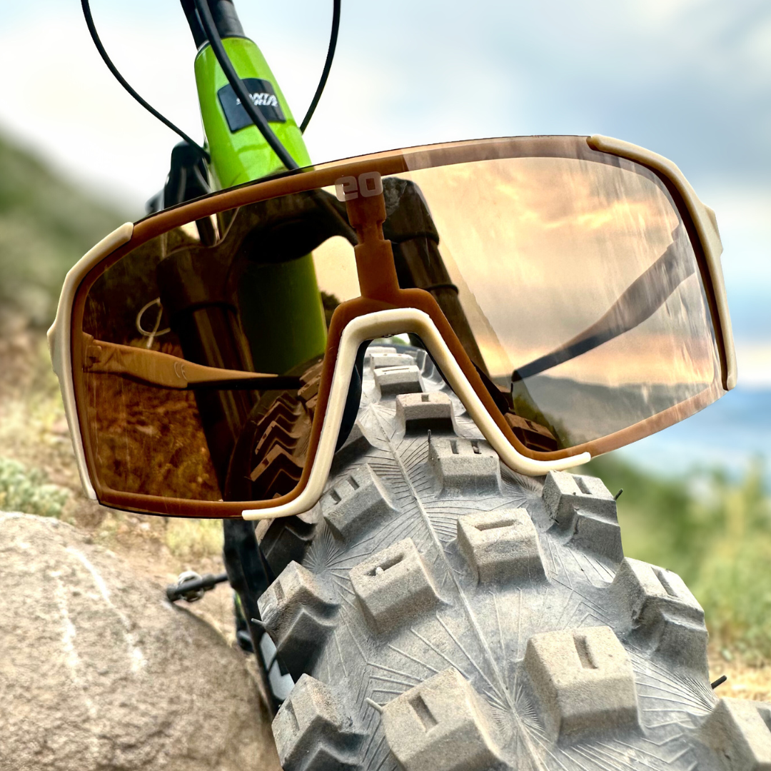 Eastern Outer Uno Mas Photochromic+