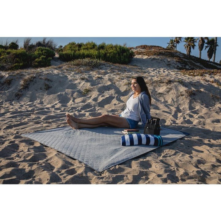 Picnic Time All-Purpose Machine Washable Stadium Blanket