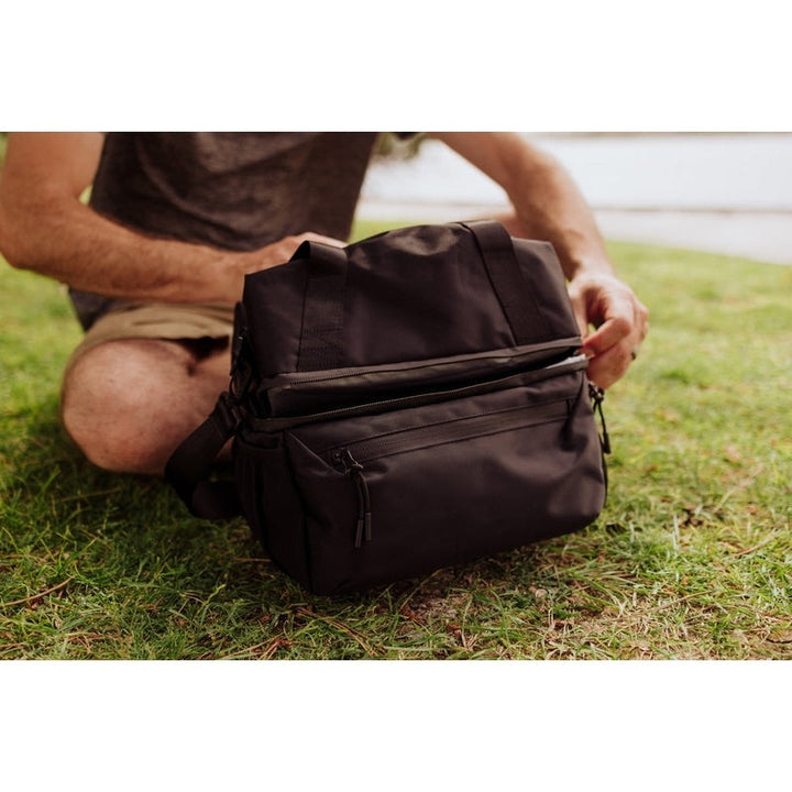 Picnic Time Tarana Lunch Bag Cooler with Utensils