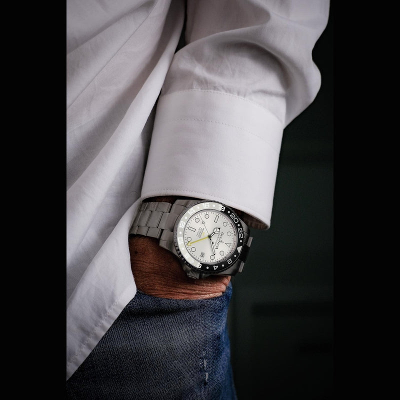 Oceaneva Men's GMT TITANIUM Automatic Deep Marine Explorer 1250M White & Black Ceramic Bezel Watch