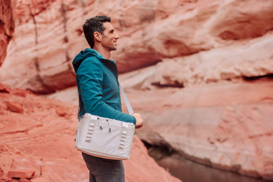 Picnic Time Tarana Superthick Cooler - 12 can