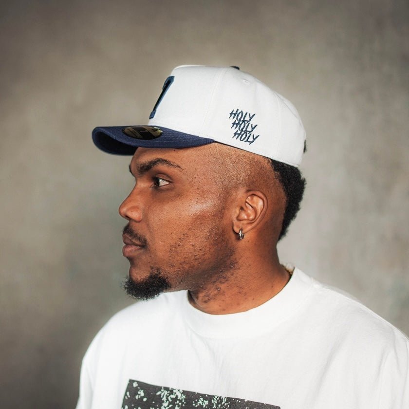 ‘7’ Premium Wool Blend SnapBack - White/Navy