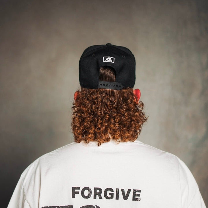 ‘7’ Premium Wool Blend SnapBack - Black/White