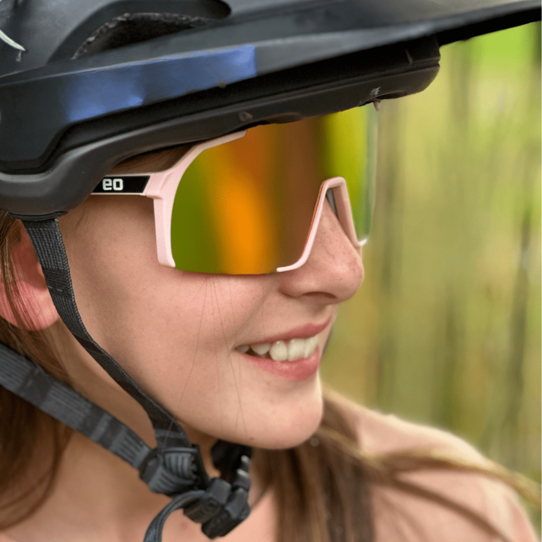 Eastern Outer Uno Mas Photochromic+ | Small / Youth