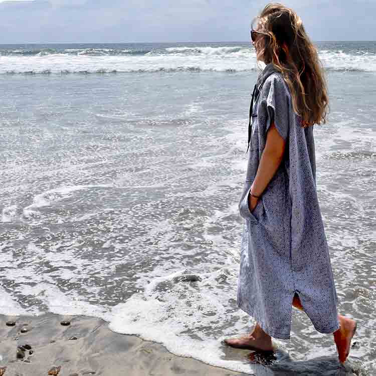 West Path Surf Poncho Changing Robe - Lightweight Turkish Towel