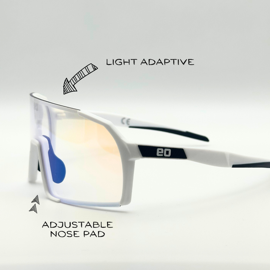 Eastern Outer Uno Mas Photochromic+ | Small / Youth
